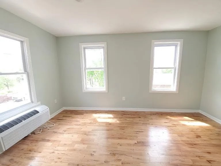 Apartamento de 3 habitaciones en Newark